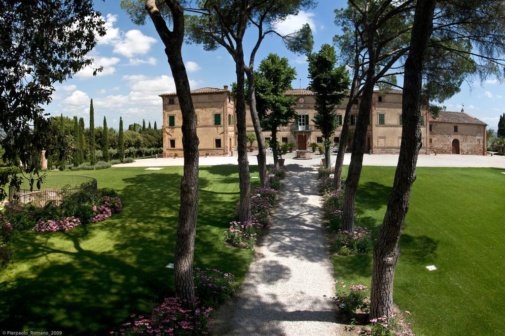 Tenuta Di Petriolo Pensionat Torrita di Siena Exteriör bild